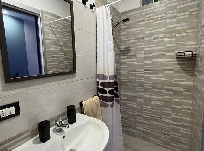 בית הארחה Blue *